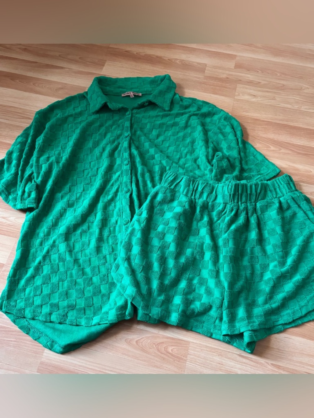 Bailey Rose Green Textured Two-Piece Lounge Set